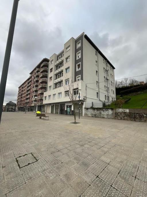 Apartamento Bilbao-Basurto-San Mames Exterior photo